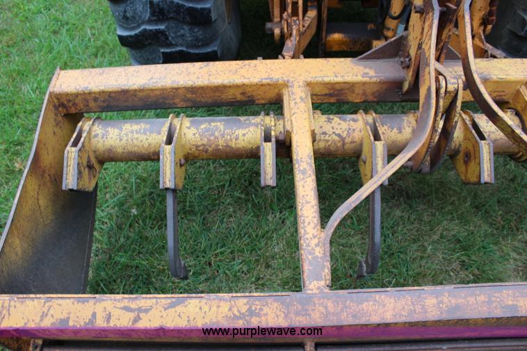 image for item L2250 1977 Case 580C-CK landscape tractor