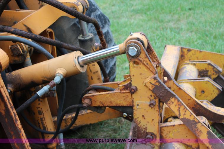 image for item L2250 1977 Case 580C-CK landscape tractor