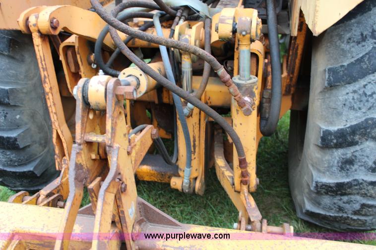 image for item L2250 1977 Case 580C-CK landscape tractor