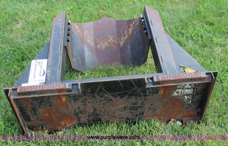 image for item L2253 U-blade skid steer attachment