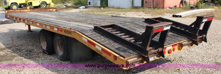image for item L2261 1998 Redi Haul equipment trailer