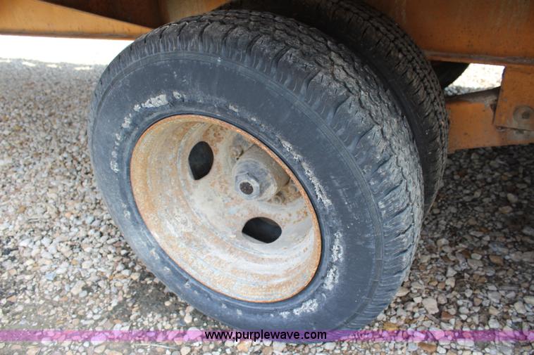 image for item L2261 1998 Redi Haul equipment trailer