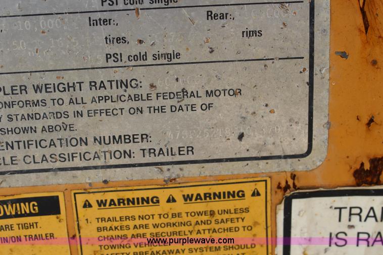 image for item L2261 1998 Redi Haul equipment trailer