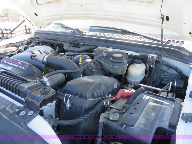 image for item L2283 2007 Ford F550 Super Duty service truck with crane