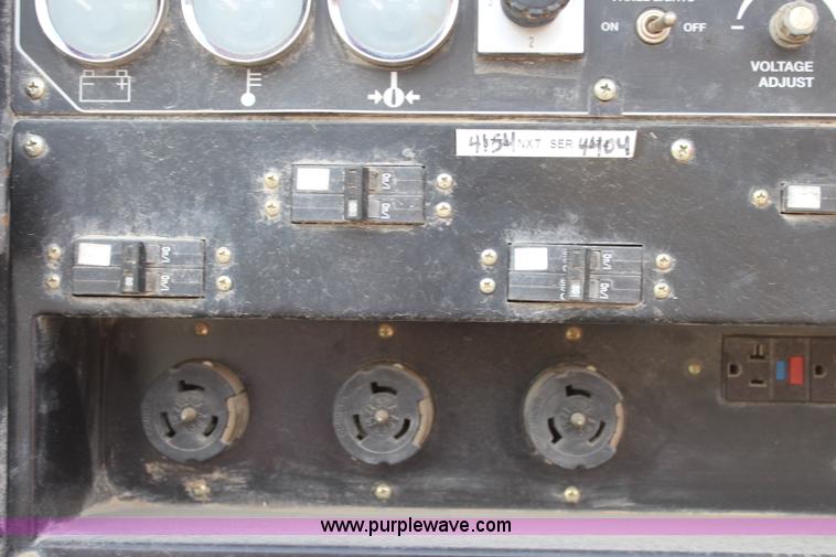 image for item L2287 Baldor TS45T generator