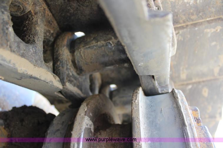 image for item L2292 2002 Caterpillar 963C track loader