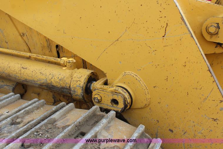image for item L2292 2002 Caterpillar 963C track loader