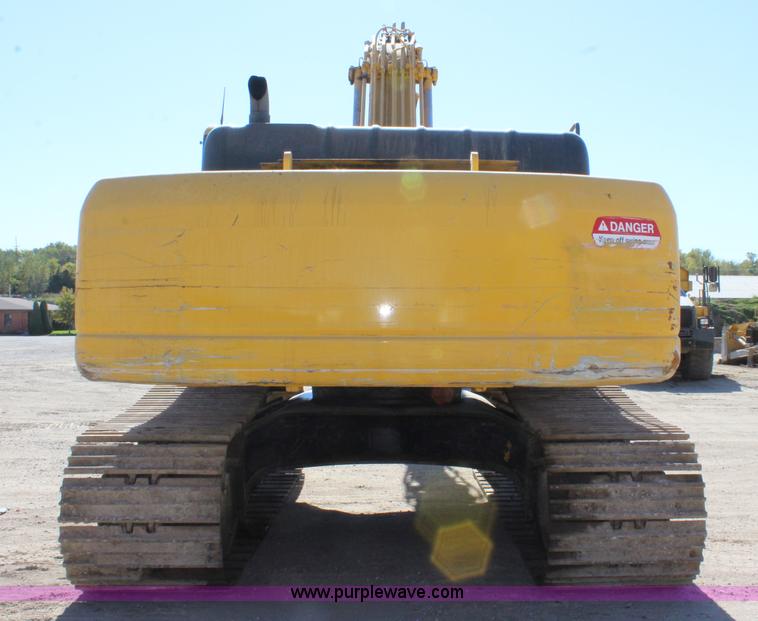image for item L2293 2006 Komatsu PC400LC-7 excavator