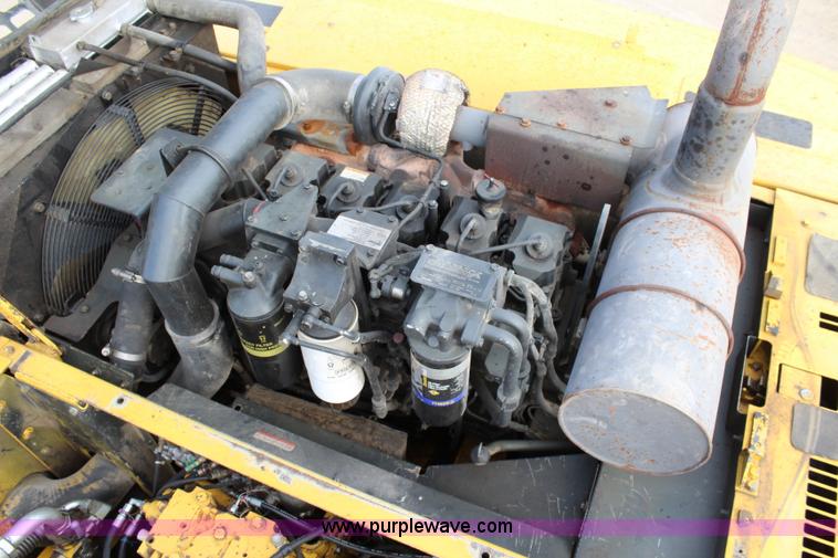 image for item L2293 2006 Komatsu PC400LC-7 excavator