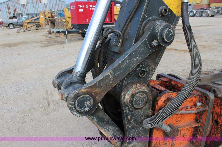 image for item L2293 2006 Komatsu PC400LC-7 excavator
