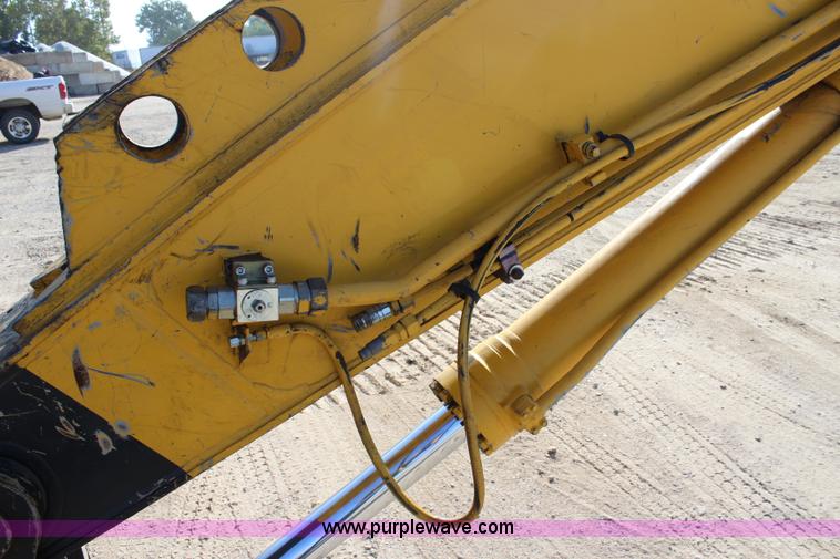 image for item L2293 2006 Komatsu PC400LC-7 excavator
