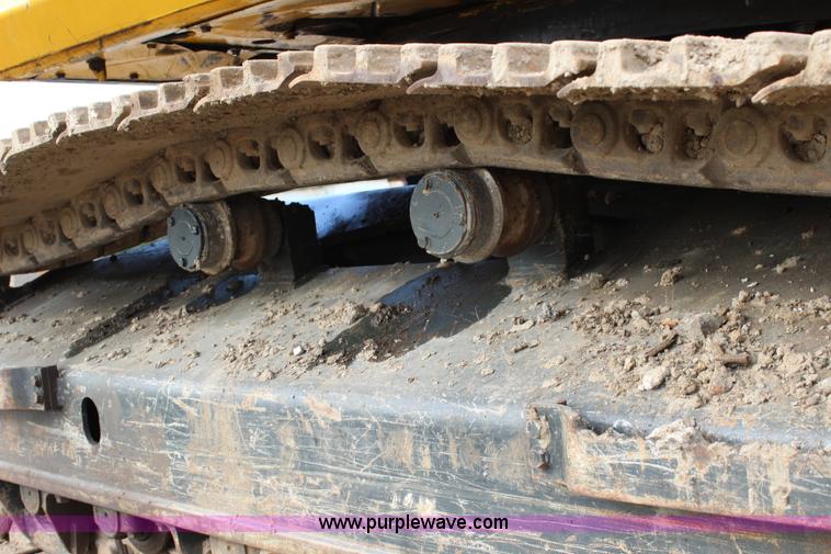 image for item L2293 2006 Komatsu PC400LC-7 excavator