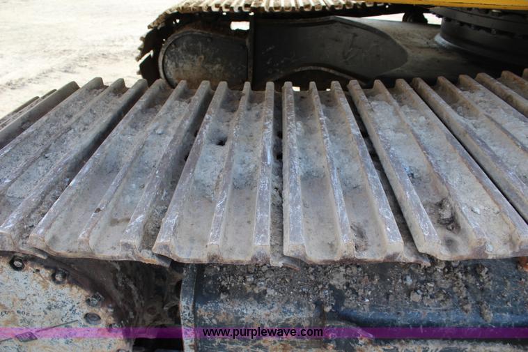 image for item L2293 2006 Komatsu PC400LC-7 excavator