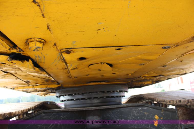 image for item L2293 2006 Komatsu PC400LC-7 excavator