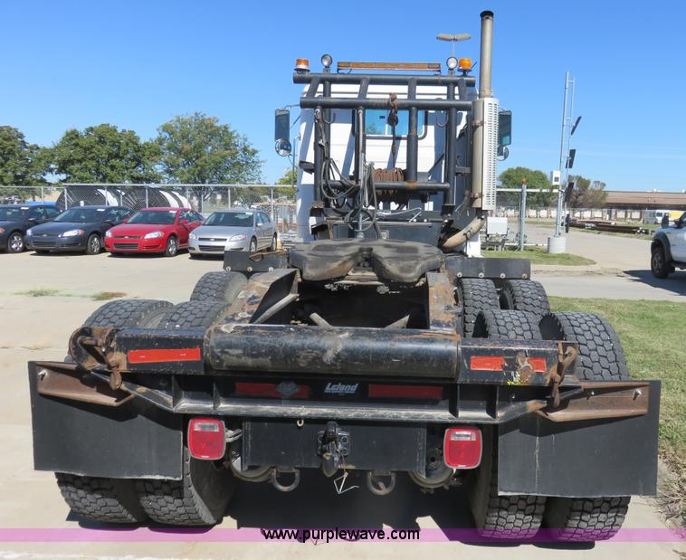 image for item L2328 1994 GMC Autocar semi truck