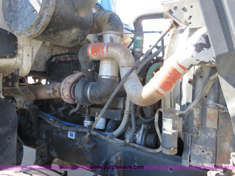 image for item L2328 1994 GMC Autocar semi truck