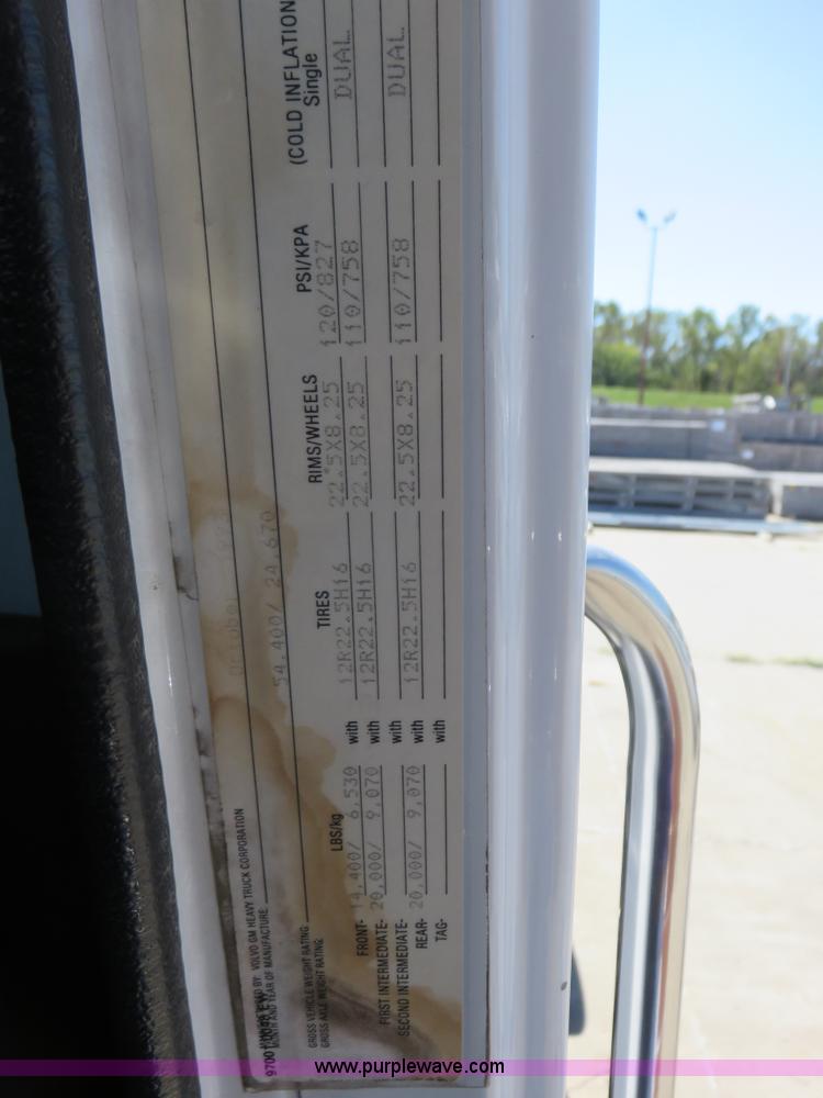 image for item L2328 1994 GMC Autocar semi truck