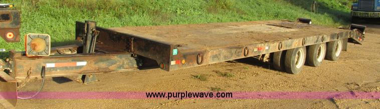 image for item L3822 1998 Towmaster T-50 equipment trailer