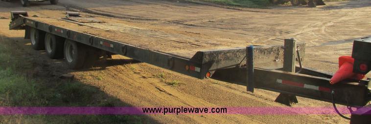 image for item L3822 1998 Towmaster T-50 equipment trailer