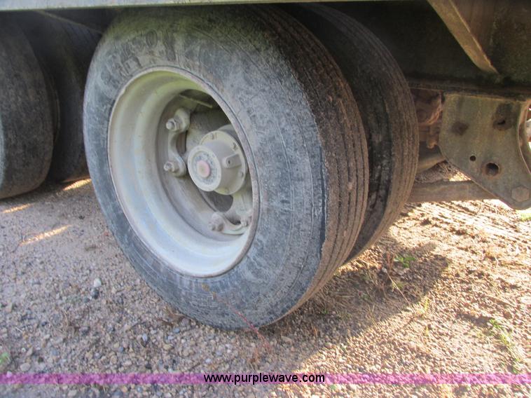 image for item L3822 1998 Towmaster T-50 equipment trailer