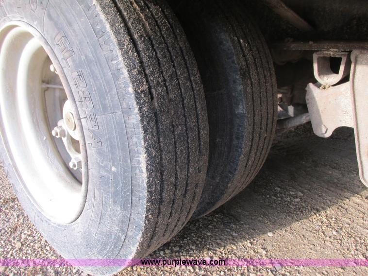 image for item L3822 1998 Towmaster T-50 equipment trailer