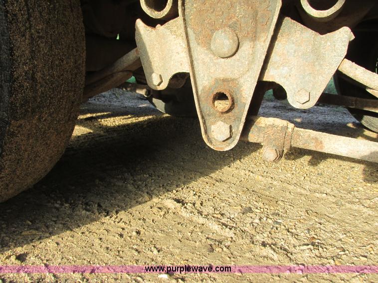 image for item L3822 1998 Towmaster T-50 equipment trailer