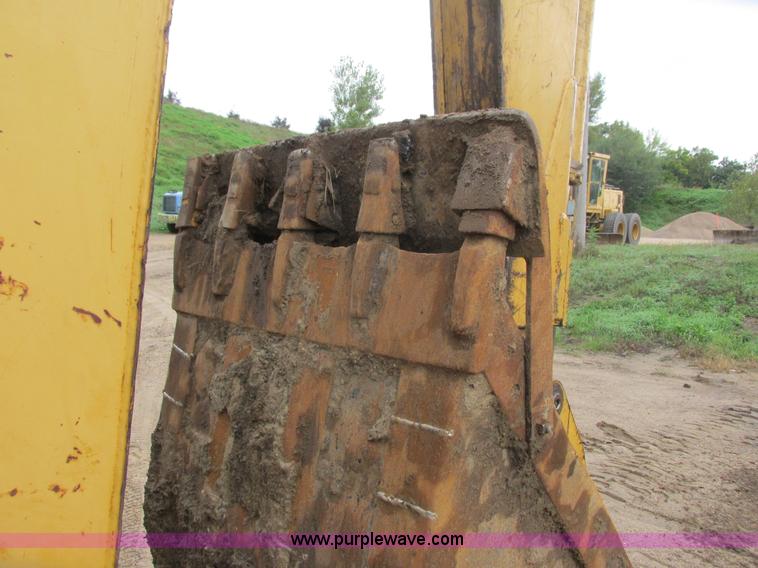 image for item L3825 1997 Caterpillar 416C backhoe