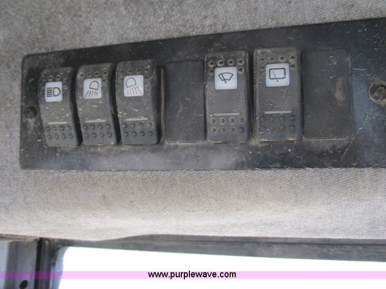 image for item L3825 1997 Caterpillar 416C backhoe