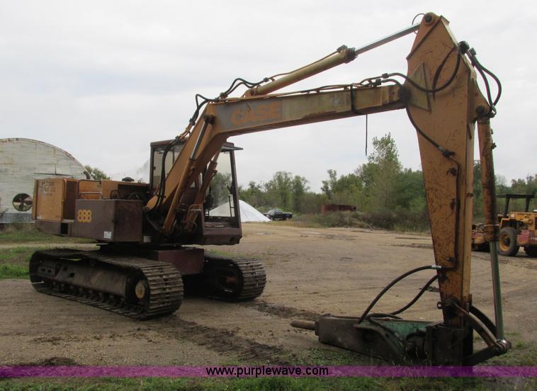 image for item L3826 1990 Case 888 excavator