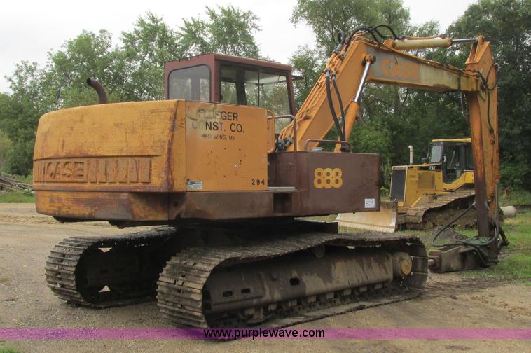 image for item L3826 1990 Case 888 excavator