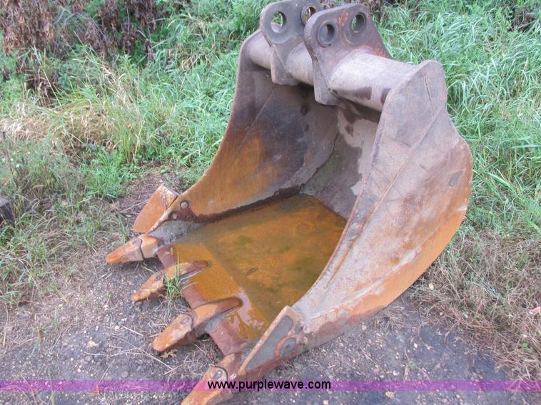 image for item L3826 1990 Case 888 excavator