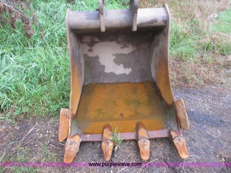 image for item L3826 1990 Case 888 excavator