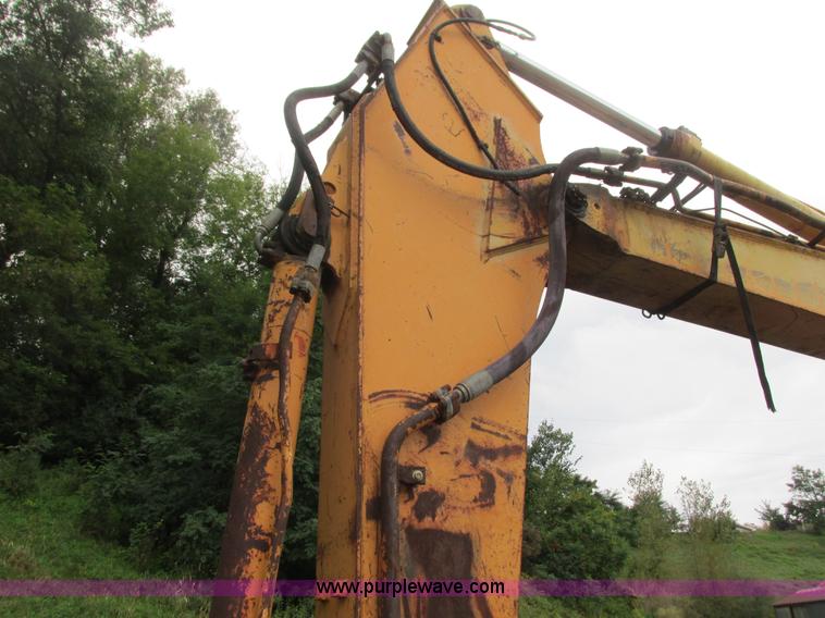 image for item L3826 1990 Case 888 excavator