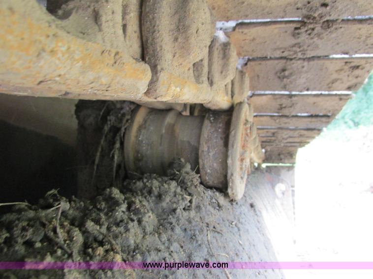 image for item L3826 1990 Case 888 excavator