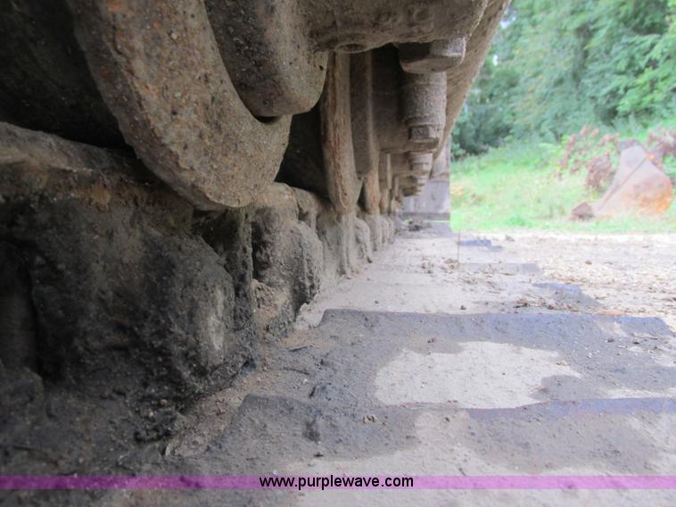 image for item L3826 1990 Case 888 excavator