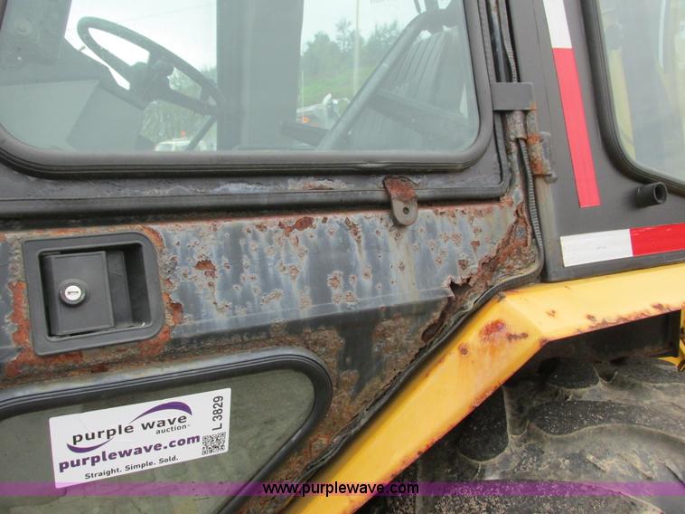 image for item L3829 1993 Caterpillar 436B backhoe