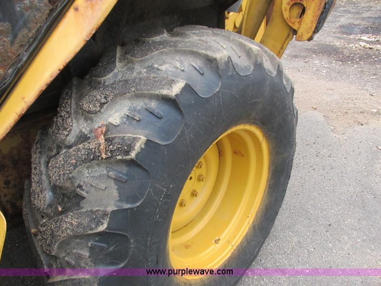 image for item L3829 1993 Caterpillar 436B backhoe