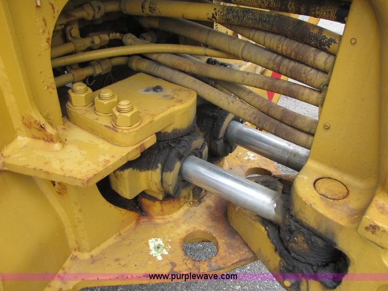 image for item L3829 1993 Caterpillar 436B backhoe