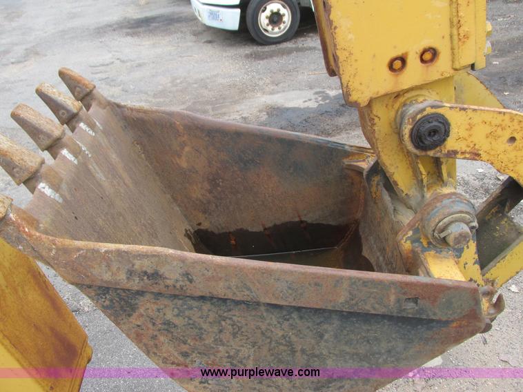 image for item L3829 1993 Caterpillar 436B backhoe