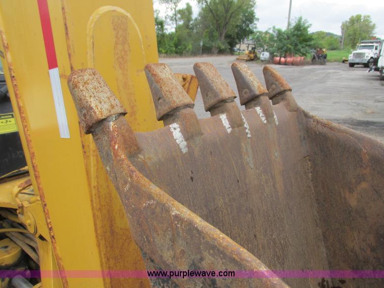 image for item L3829 1993 Caterpillar 436B backhoe