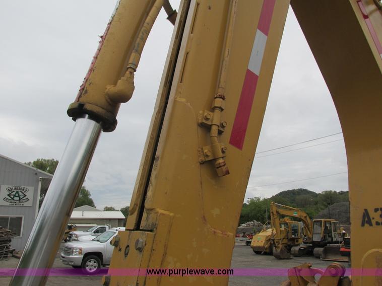 image for item L3829 1993 Caterpillar 436B backhoe