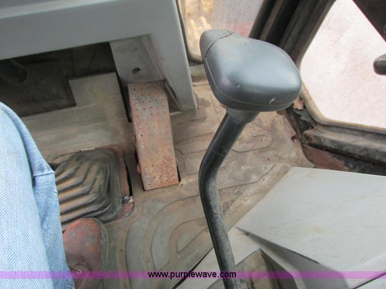 image for item L3829 1993 Caterpillar 436B backhoe