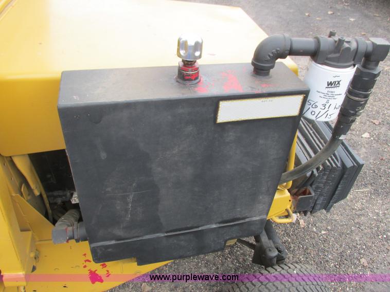 image for item L3831 Toro Groundsmasters 325-D lawn mower