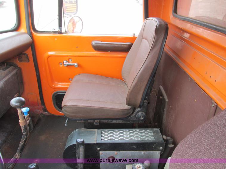 image for item L3833 1983 Ford 8000 dump truck