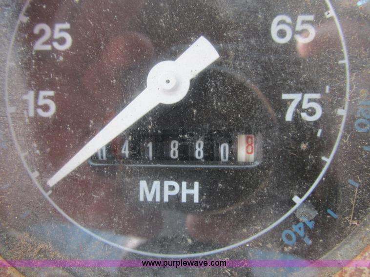 image for item L3833 1983 Ford 8000 dump truck