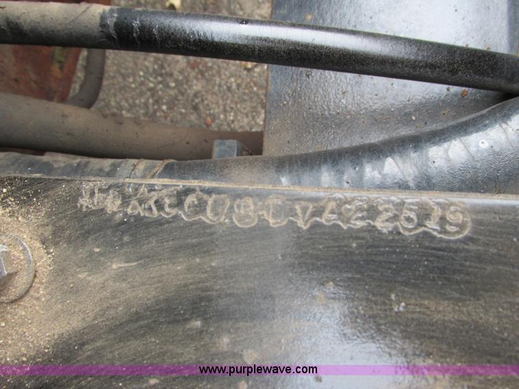 image for item L3833 1983 Ford 8000 dump truck