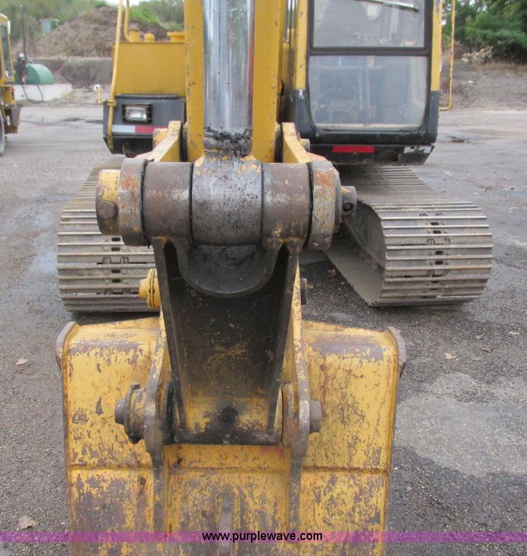 image for item L3835 Kobelco K904 II excavator