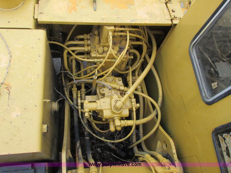 image for item L3835 Kobelco K904 II excavator