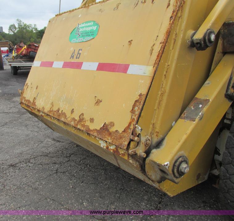 image for item L3836 1985 Athey Mobil sweeper