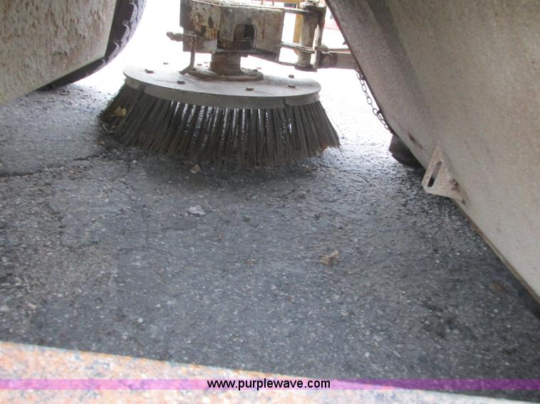 image for item L3836 1985 Athey Mobil sweeper